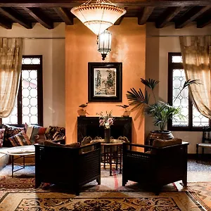 Novecento Boutique 3*, Venice Italy